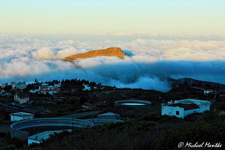 Bergkuppe im Sonnenaufgang Teneriffa Bilder