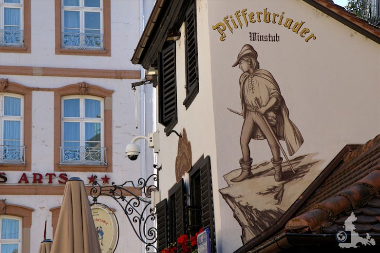 Frankreich Straßburg Pfifferbriader
