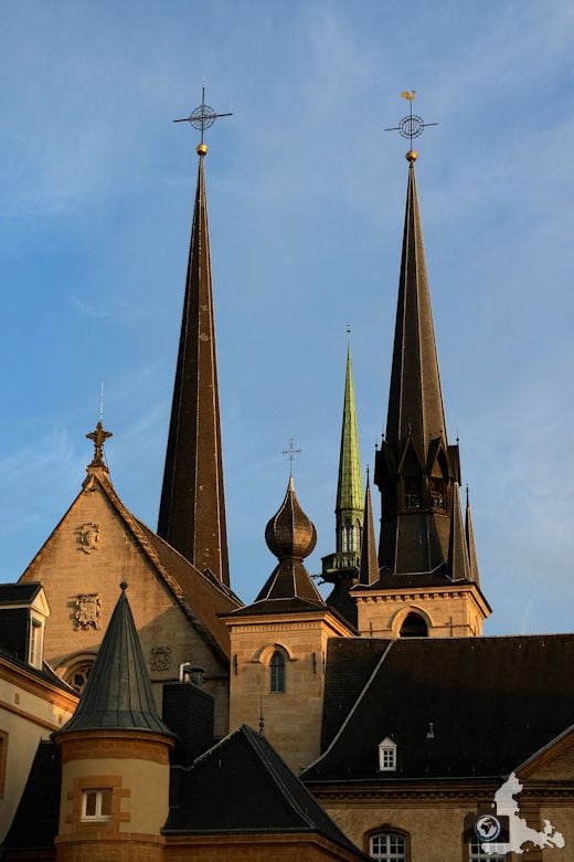 Foto-Juwel - Luxemburg Kathedrale Notre-Dame im Abendlicht