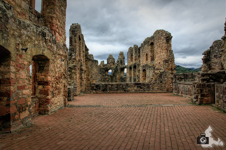 hochburg-ruine-rittersaal