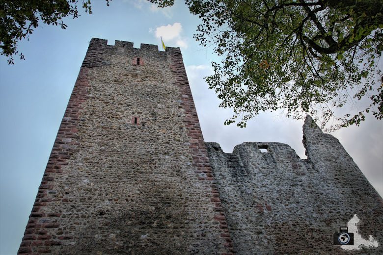 Kastelburg Ruine bei Waldkirch