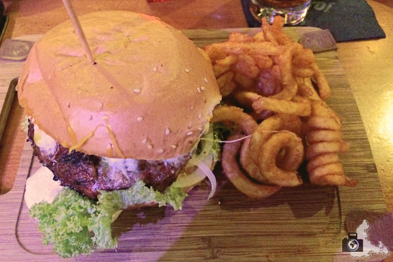 Maria Bar - Burger essen in Freiburg