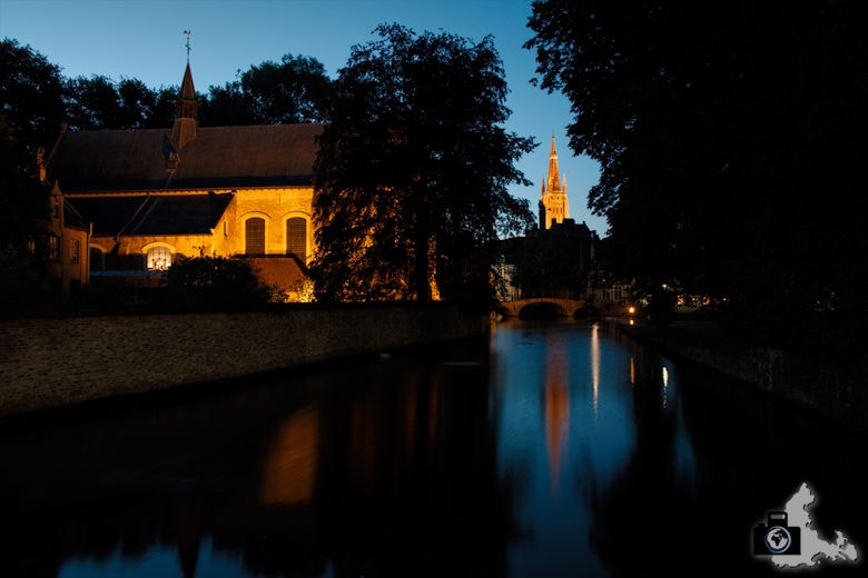 Brügge bei Nacht