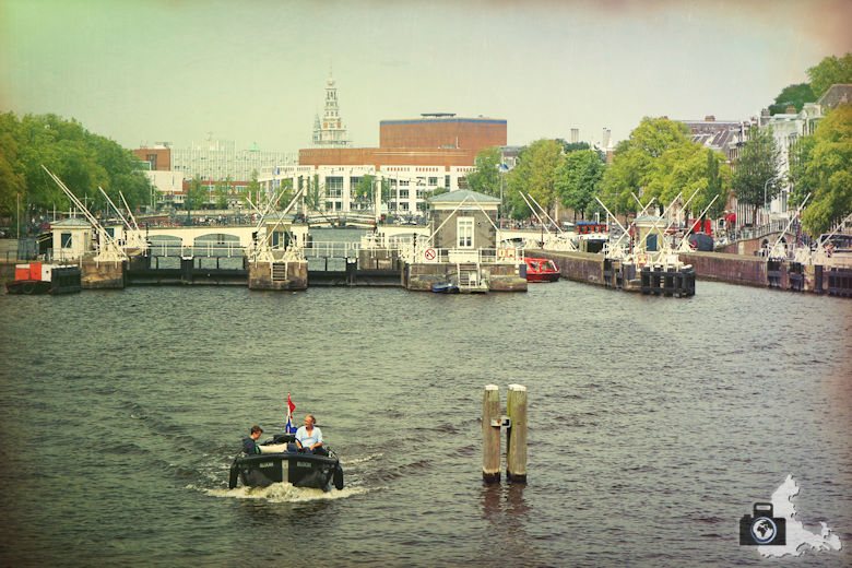 amsterdam-gracht-04