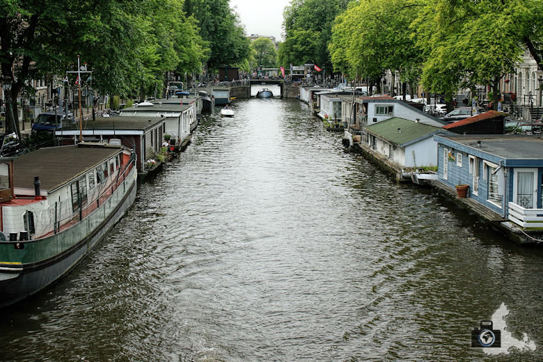 amsterdam-gracht-hausboote-01