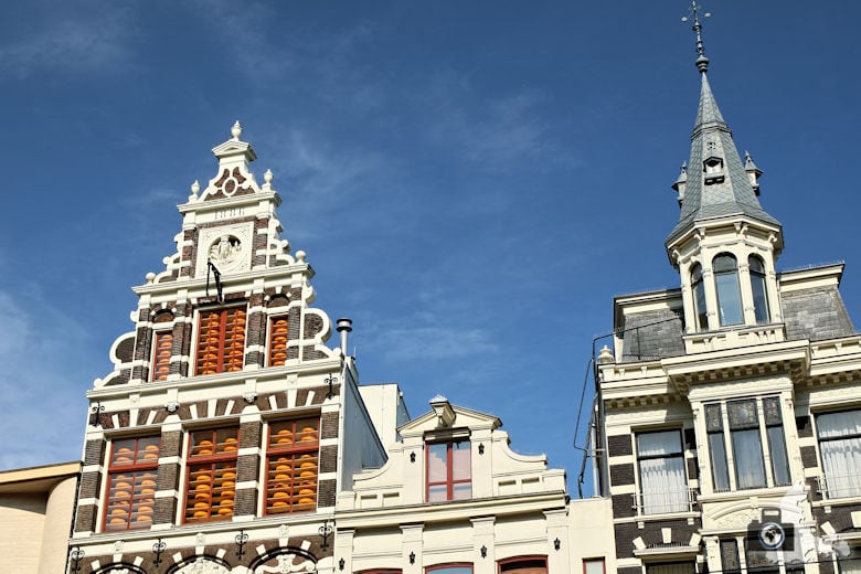 amsterdam-haeuserfassade-kaese