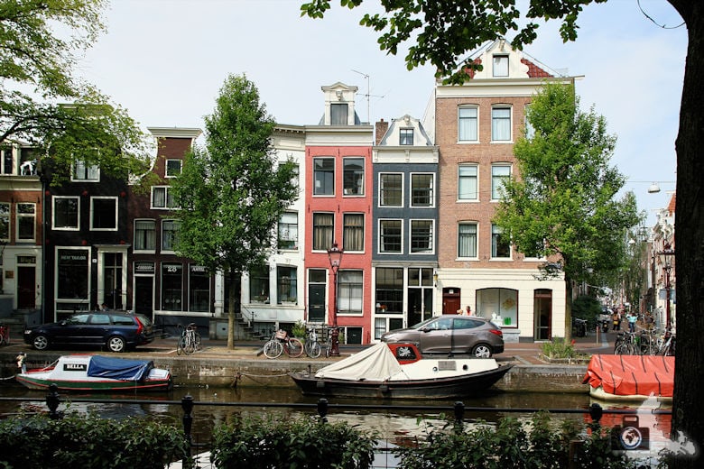 amsterdam-schiefe-haueser