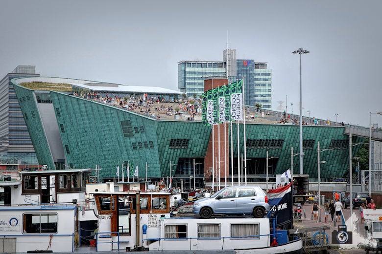 amsterdam-wissenschaftsmuseum-nemo