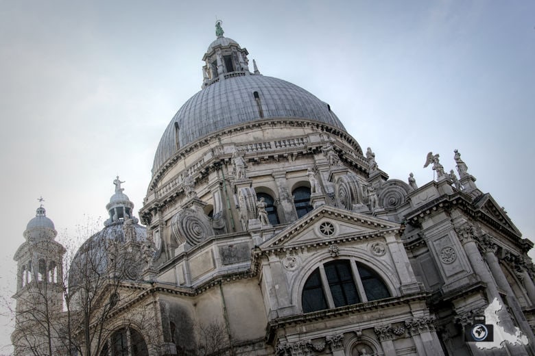 venedig-basilica-di-santa-maria-della-salute