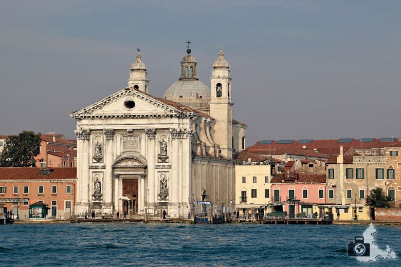 venedig-fahrt-wassertaxi-murano