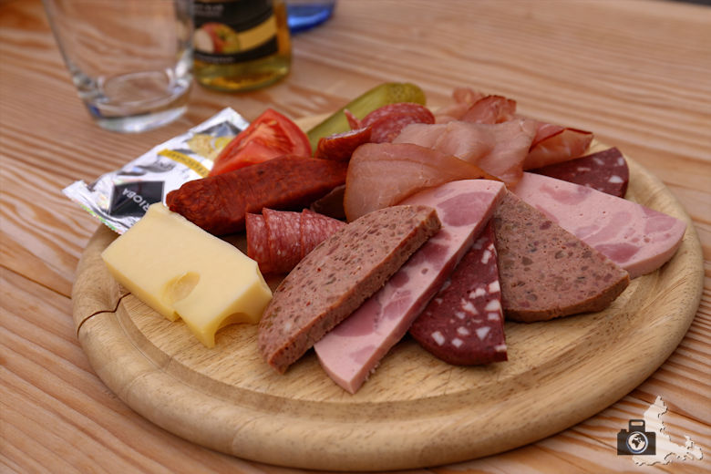 weingut-naegelsfoerst-straussie-schwarzwaelder-vesperteller