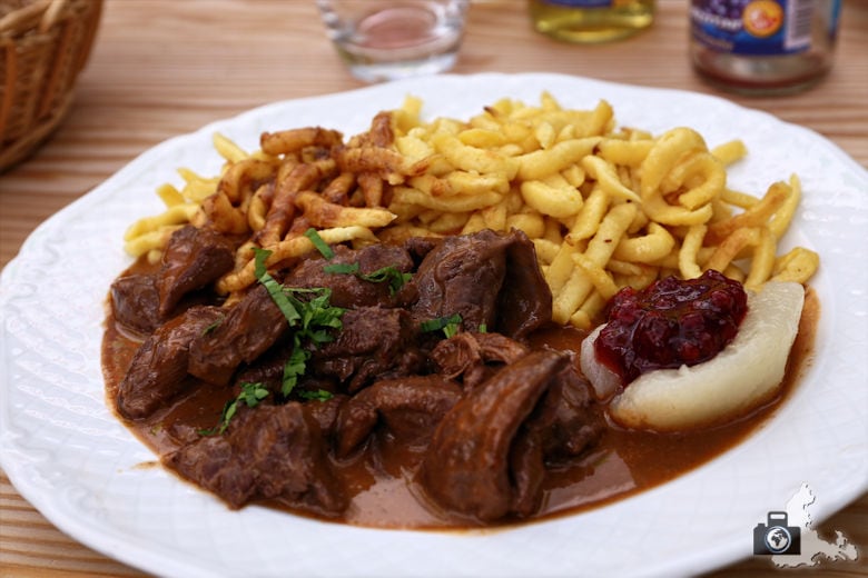 weingut-naegelsfoerst-straussie-wildgulasch