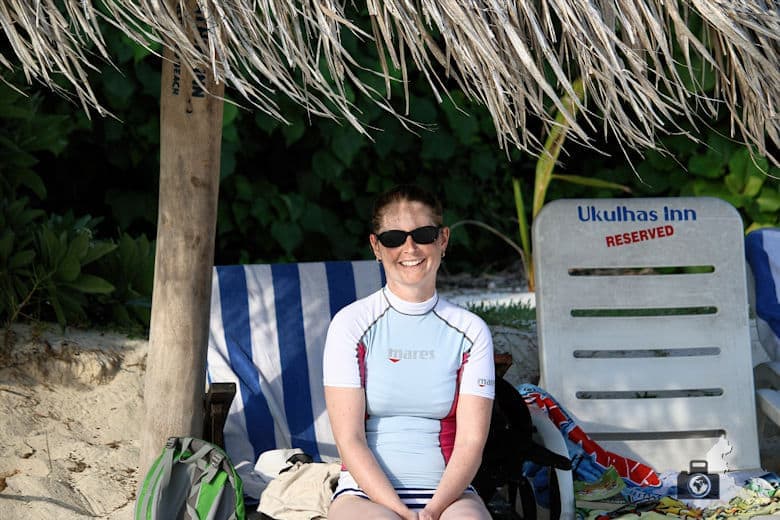 Susi am Strand, Ukulhas, Malediven
