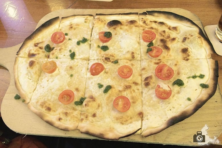 Maria Bar - Burger essen in Freiburg - Flammkuchen Little Italy