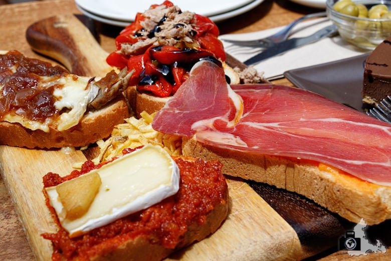 Tapas essen im Los Austrias in Madrid