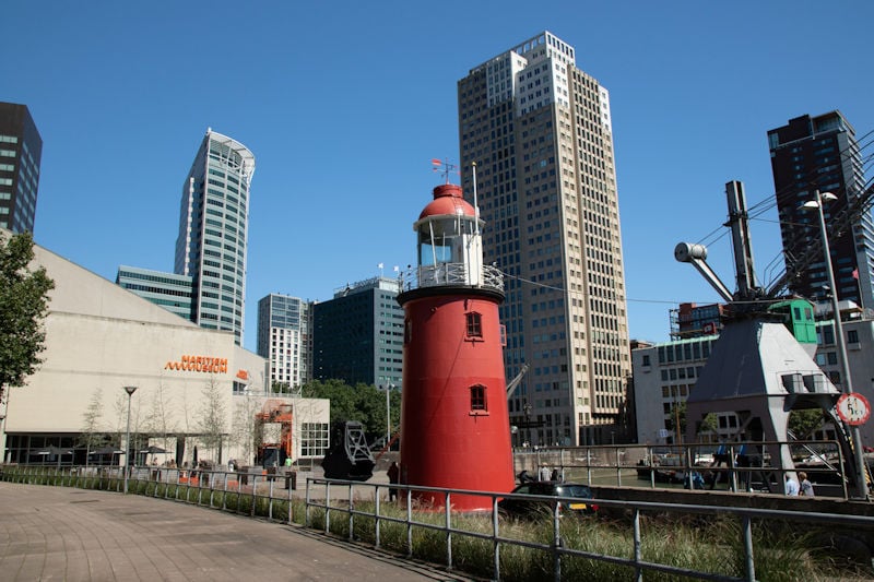 fotobearbeitung-reisebild-rotterdam-leuchtturm-unbearbeitet-800