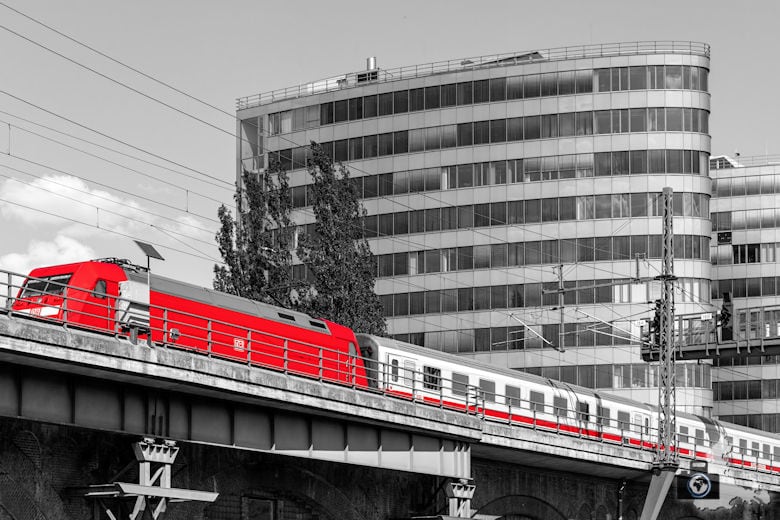 Brückenfahrt Berlin - Zug