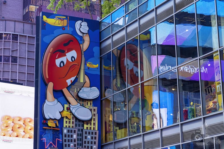 Big Bus Tour New York - M&M Store